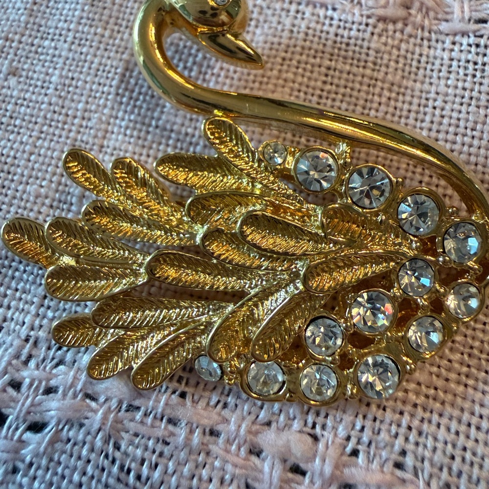 Vintage Swan Rhinestone Crystal Brooch - Picture 4 of 7
